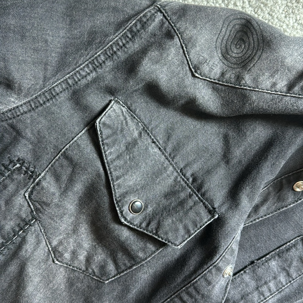 Disturbia Jacket - Picture 5 of 6
